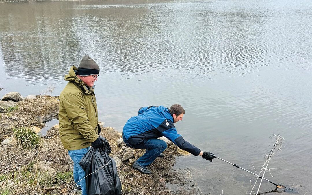 Join Lakeville’s Community Cleanup